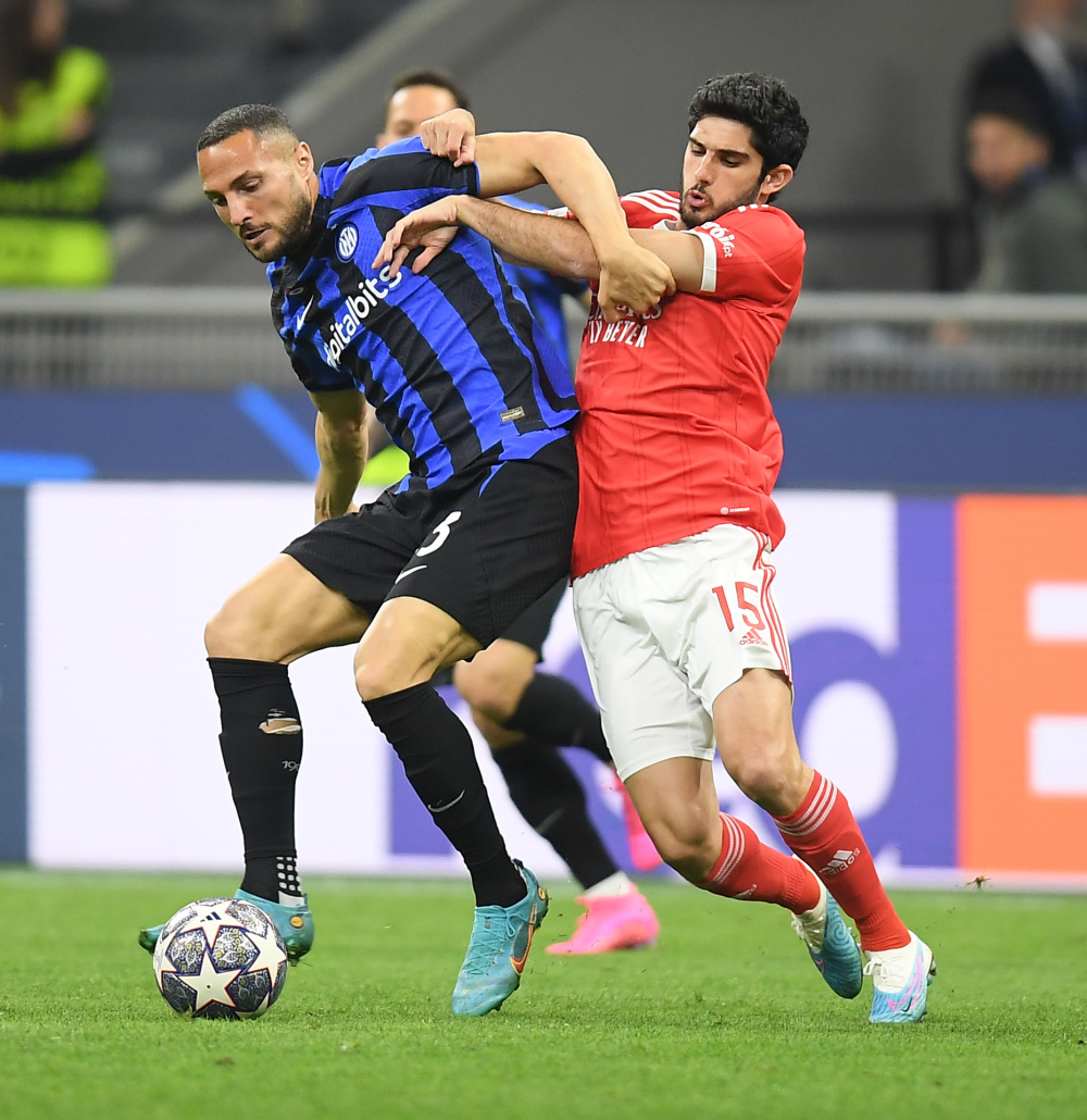 Shams：富保罗已告知独行侠，若不承诺与浓眉续约就交易他