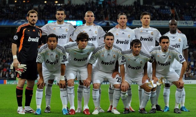 完胜河南队，北京国安第5次登顶足协杯：击败渴望创造历史的黑马，球队期望一扫阴霾（北京国安第5度问鼎足协杯：完胜渴望改写历史的河南黑马，球队期待一扫阴霾）