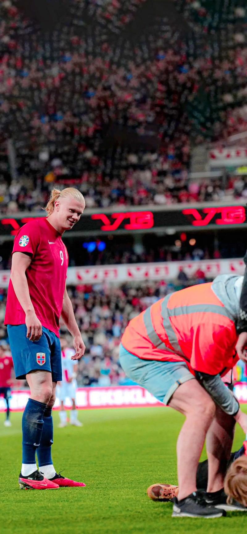 莫雷托：那不勒斯对迪乌夫有意，但球员冬窗不会离开国米