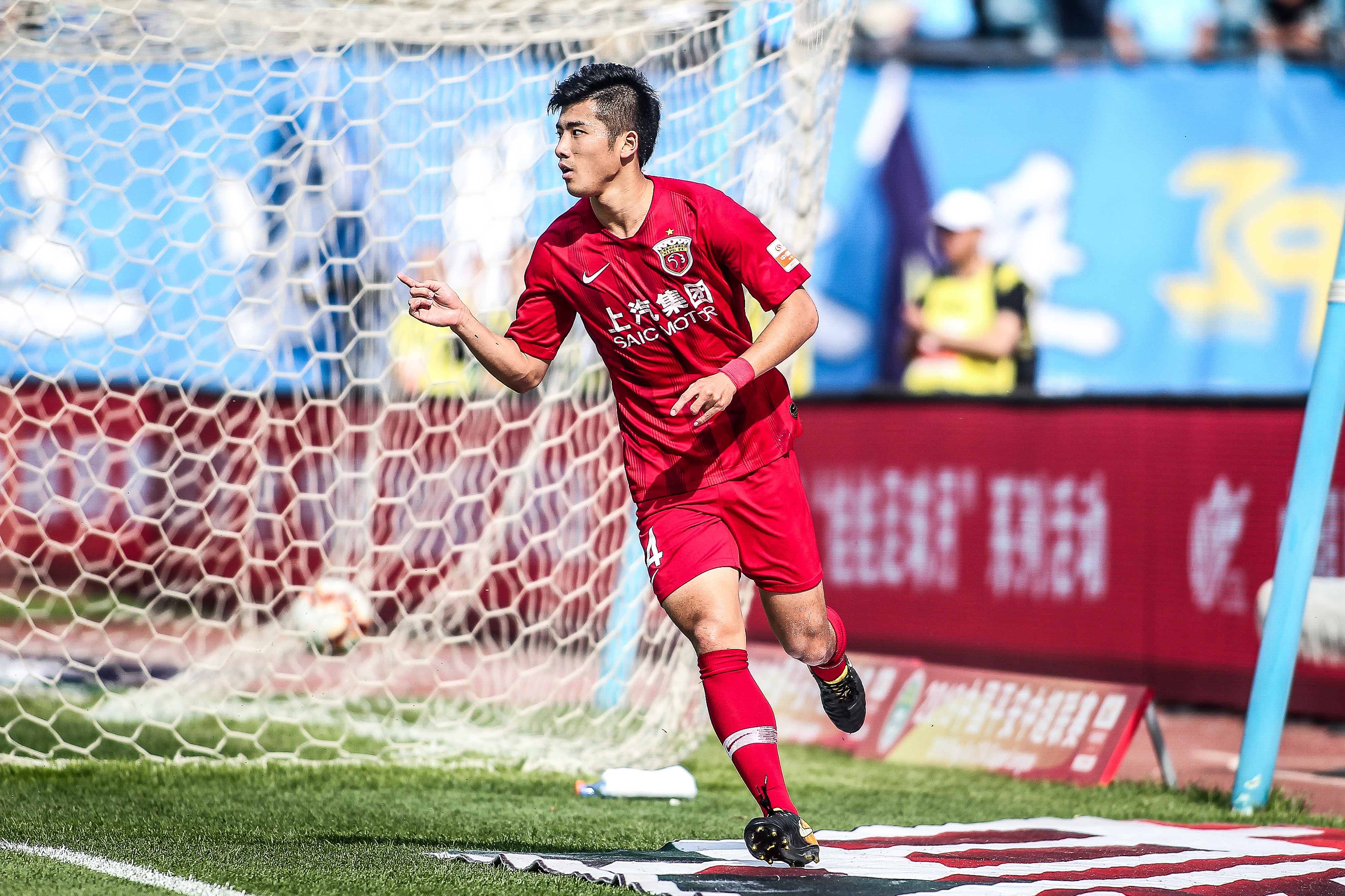 町田泽维亚队史首次闯入天皇杯决赛，决赛对手是神户胜利船